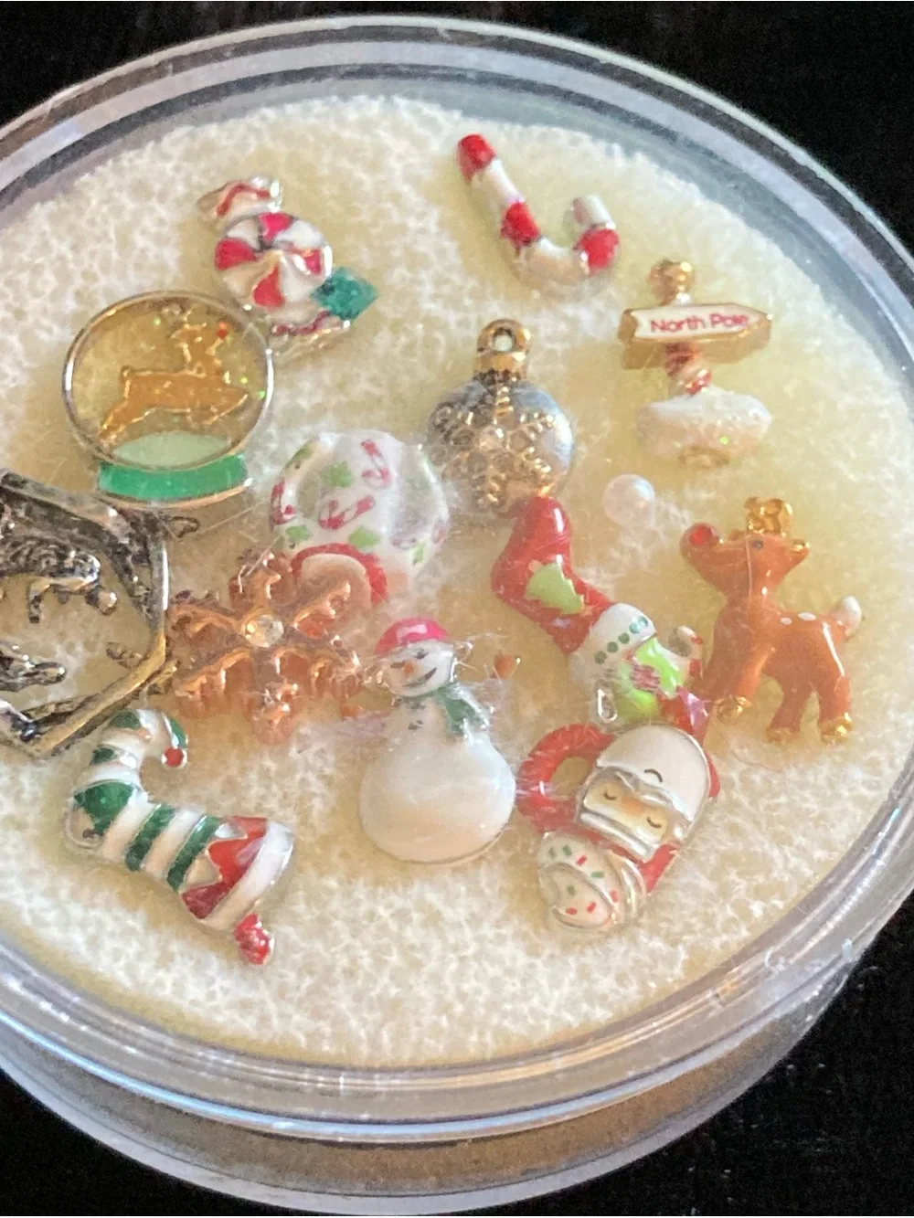 Origami Owl Red Green White Gold Christmas Floating Charm Lot